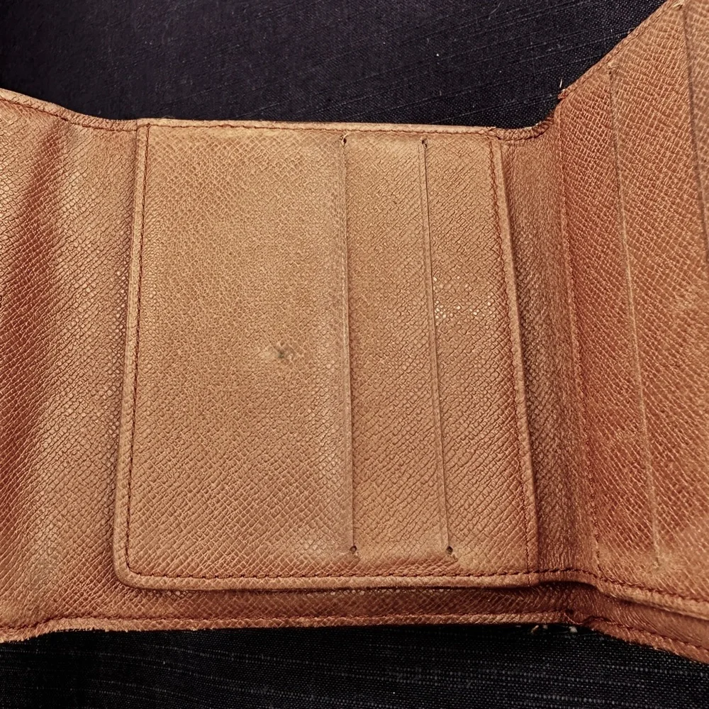 AUTHENTIC Louis Vuitton Vintage Porte-Valeurs Cartes Crédit.Elise wallet.